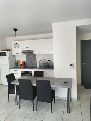  Appartement à louer 2 pièces 43 m²