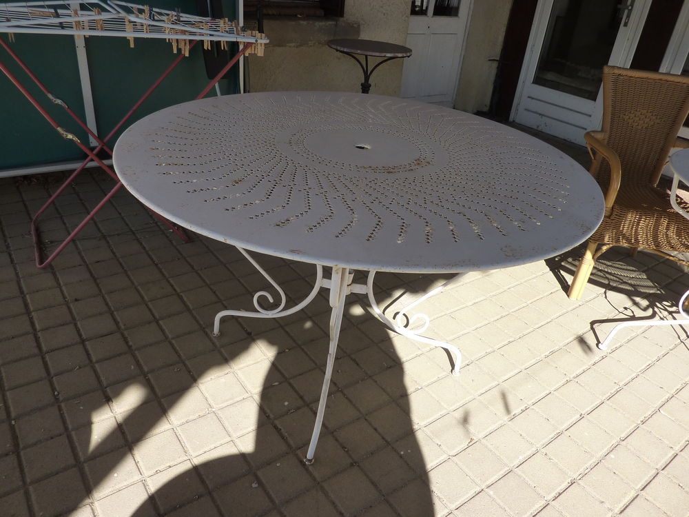 TABLE RONDE FER FORGE 100cm + 2 CHAISES Jardin