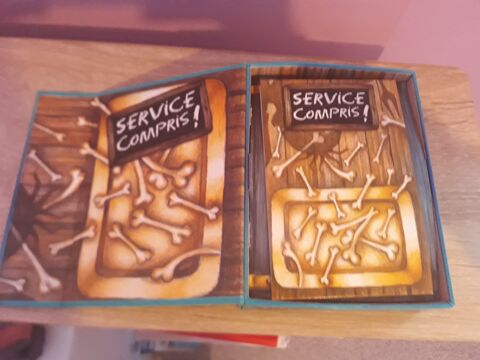 Jeux de société :
Service compris ! Valence (26)