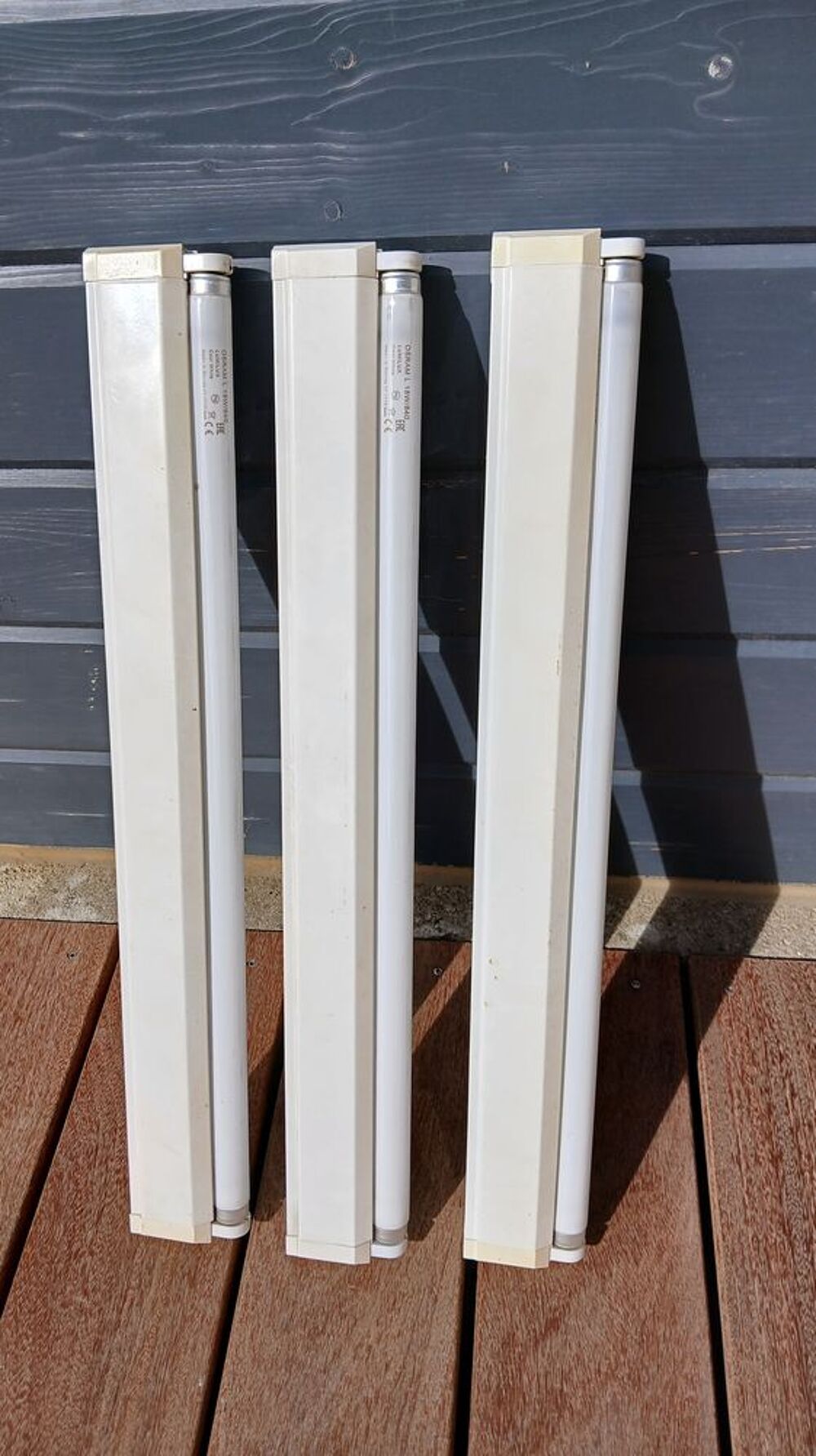 &eacute;clairage tube n&eacute;on Bricolage