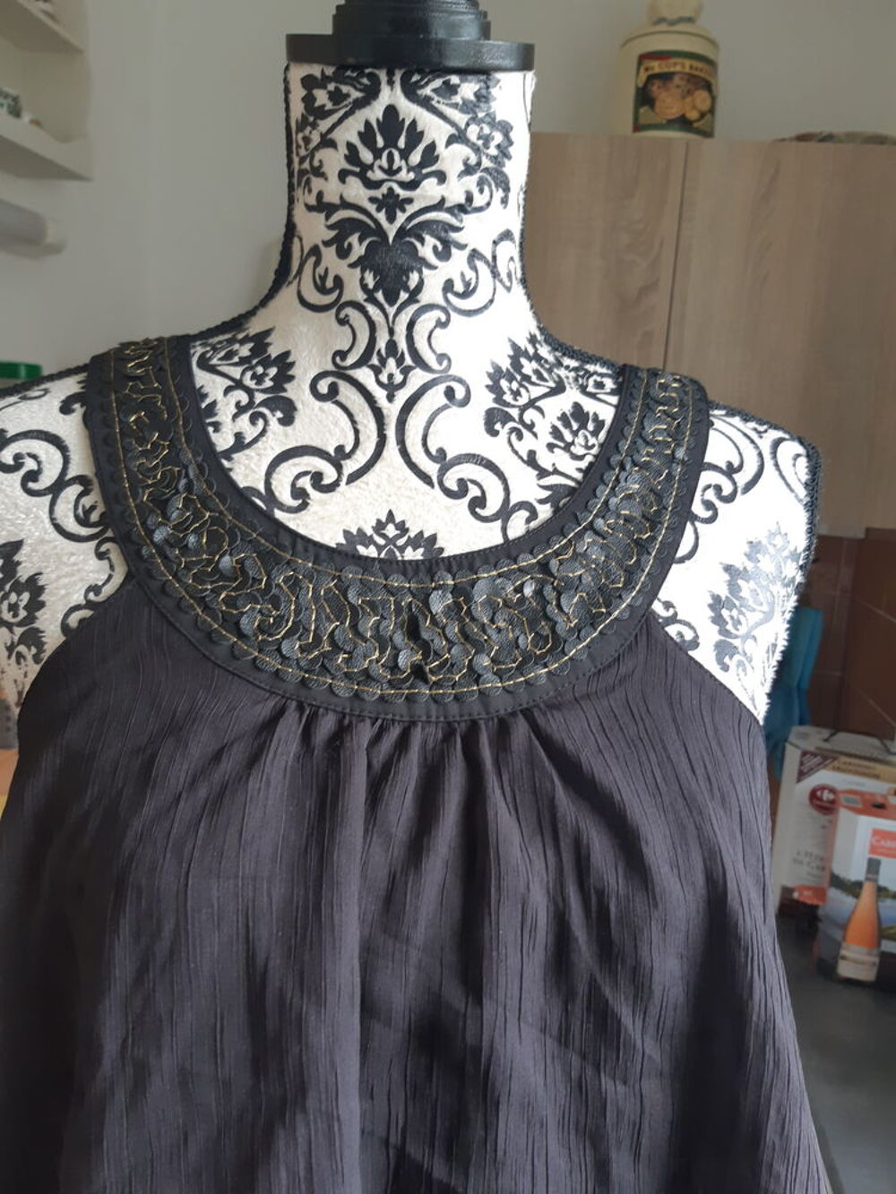  robe a volants noire NEUVE &eacute;tiquett&eacute;e, BONOBO JEANS T42 Vêtements