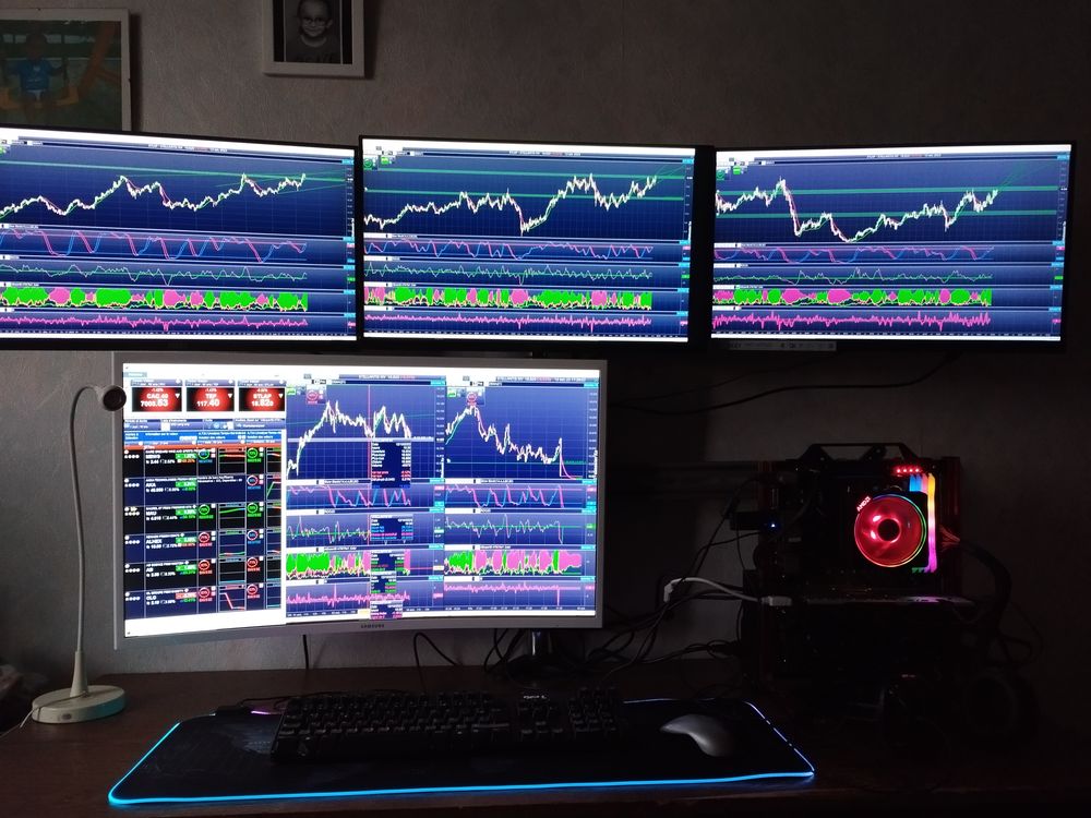 CAUSE DEPART A L ETRANGER PC TRADING COMPLET Matériel informatique
