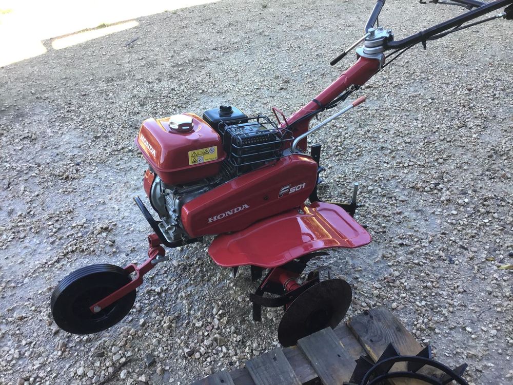 Motoculteur Honda F501 + accessoires ? &Eacute;tat neuf Jardin