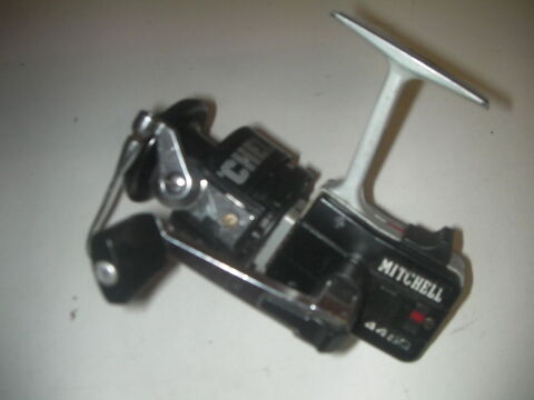 Moulinet lancer MITCHELL 4450 boitier carr 45 Roques (31)