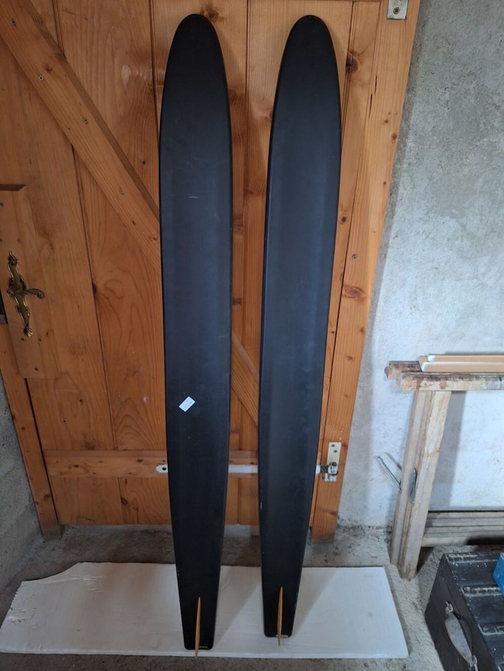 BIS-SKIS JOBE model Stance taille adulte. Sports