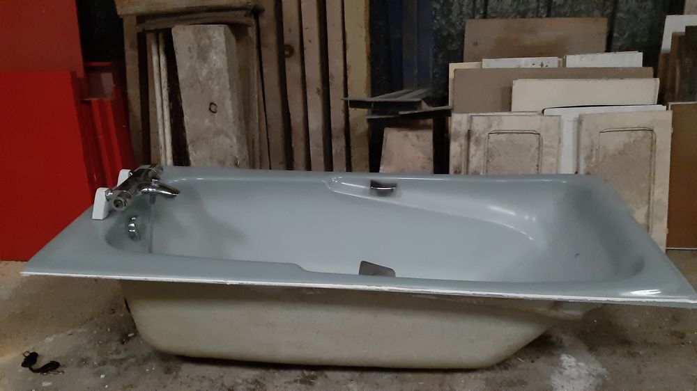 Baignoire acrylique Meubles