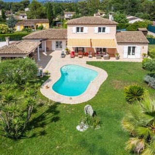  Villa � vendre 8 pi�ces 270 m�