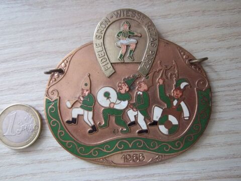 plaque folklorique Allemande 1966 collection  78 grs Valognes (50)