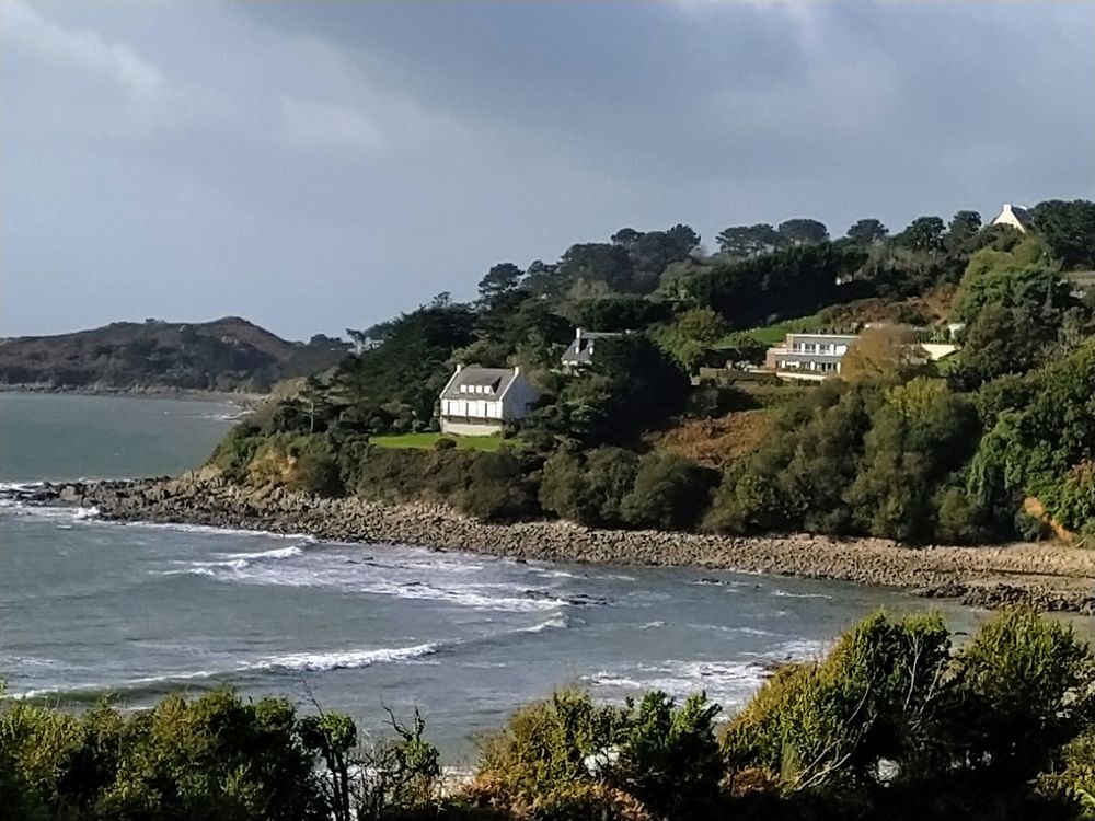    Vue mer panoramique.5 mn  pied de la plage. Bretagne, Trbeurden (22560)