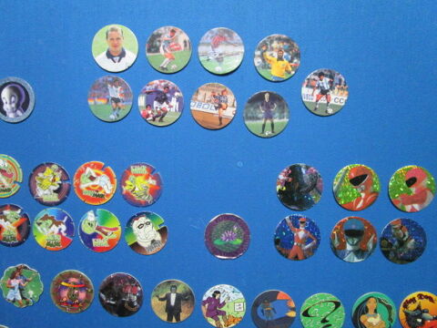 LOT  120 POG PUBLICITAIRE-FOOTBALL-TAZ-DBZ-CINEMA-MASK  12 Villepinte (93)