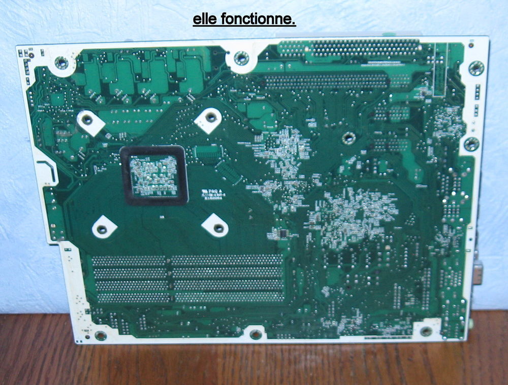 HP compaq pro 6005 SFF---carte m&eacute;re. Matériel informatique