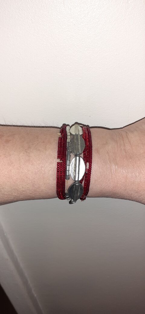 Bracelets  neuf avec  pochette  cadeaux 30 Viry-Châtillon (91)