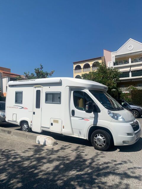 FLEURETTE Camping car 2007 occasion Saint-Cyr-sur-Mer 83270