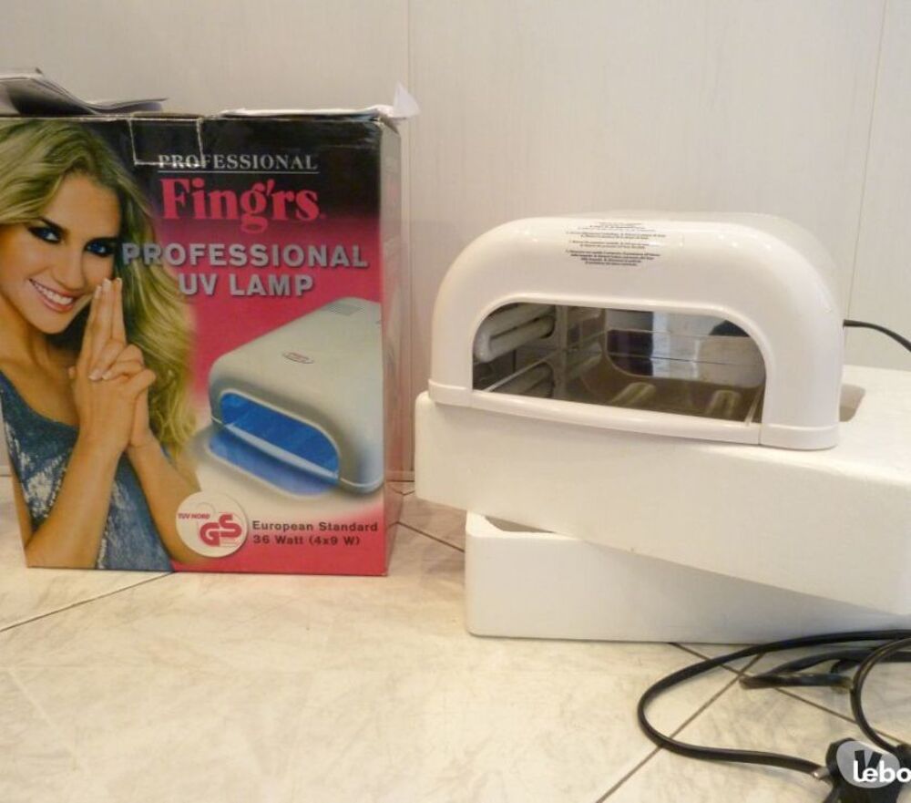 Lampe professionnel UV GEL Ongles Electroménager