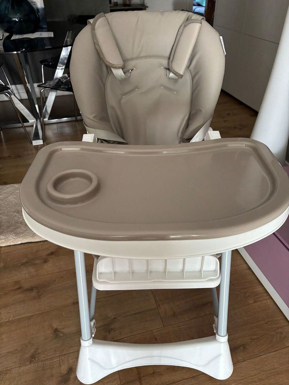 chaise haute b&eacute;b&eacute; Puériculture