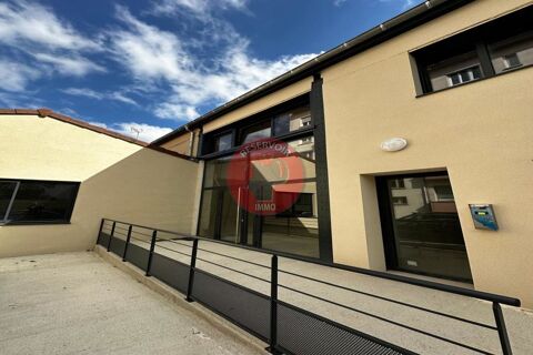 Accès PMR par une rampe conforme ; Façade et huisseri... 299000 21000 Dijon