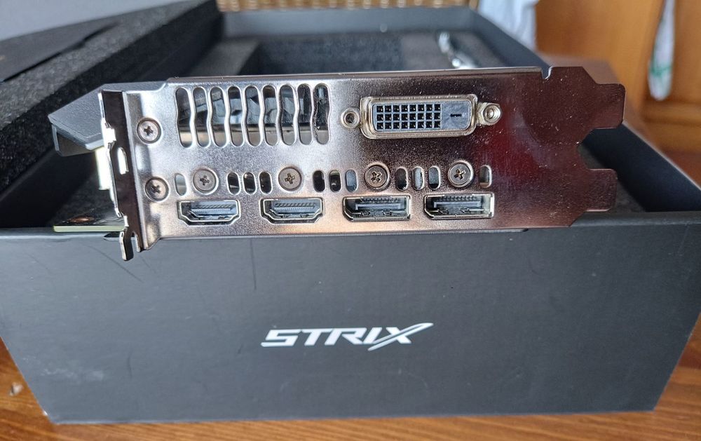 GeForce GTX 1060 6 go Asus Strix Matériel informatique