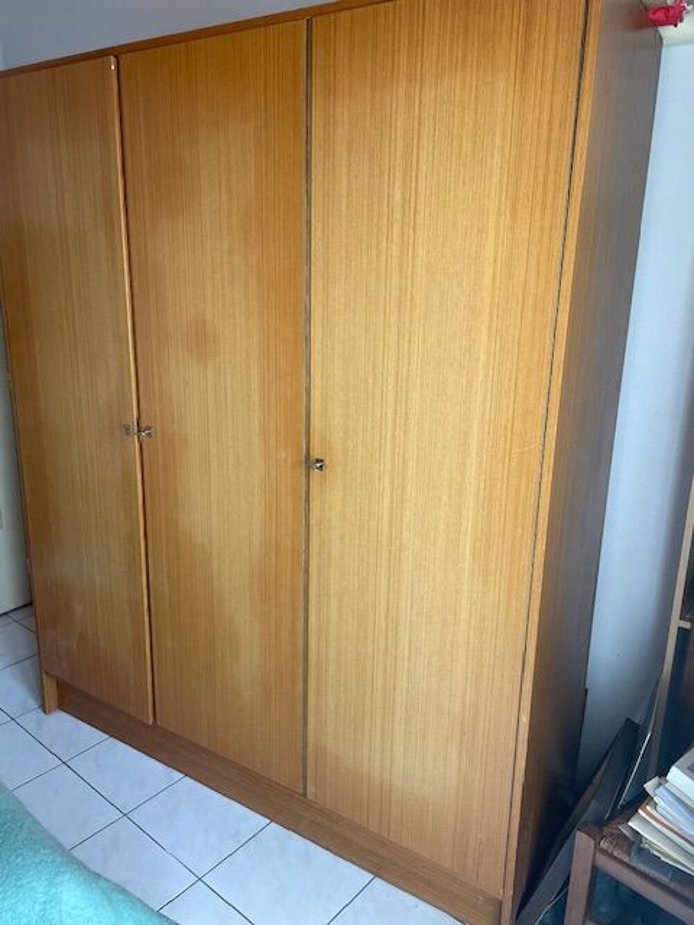 UNE ARMOIRE Bricolage