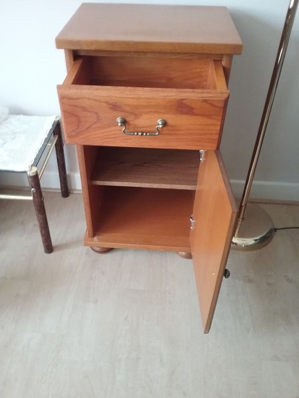 Confiturier ou petit meuble Meubles