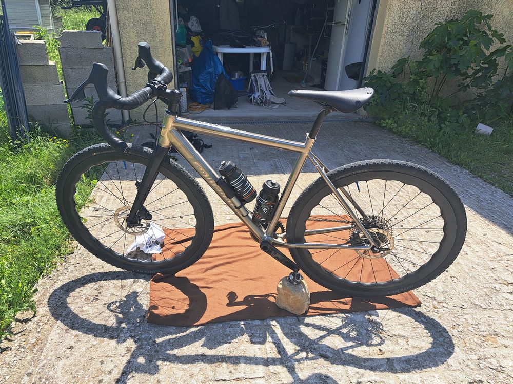 Gravel Van Nicolas Vélos