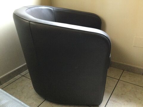 Fauteuil cabriolet en cuir 150 Arras (62)