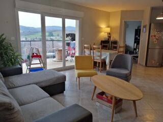  Appartement à louer 4 pièces 76 m²