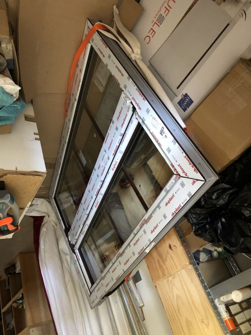 Fen&ecirc;tre PVC avec oscillo-battant Bricolage