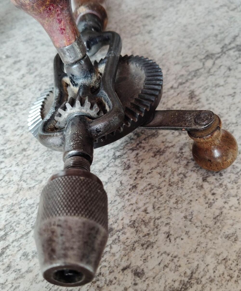 Ancienne chignole &agrave; main "Peugeot Fr&egrave;res" Bricolage