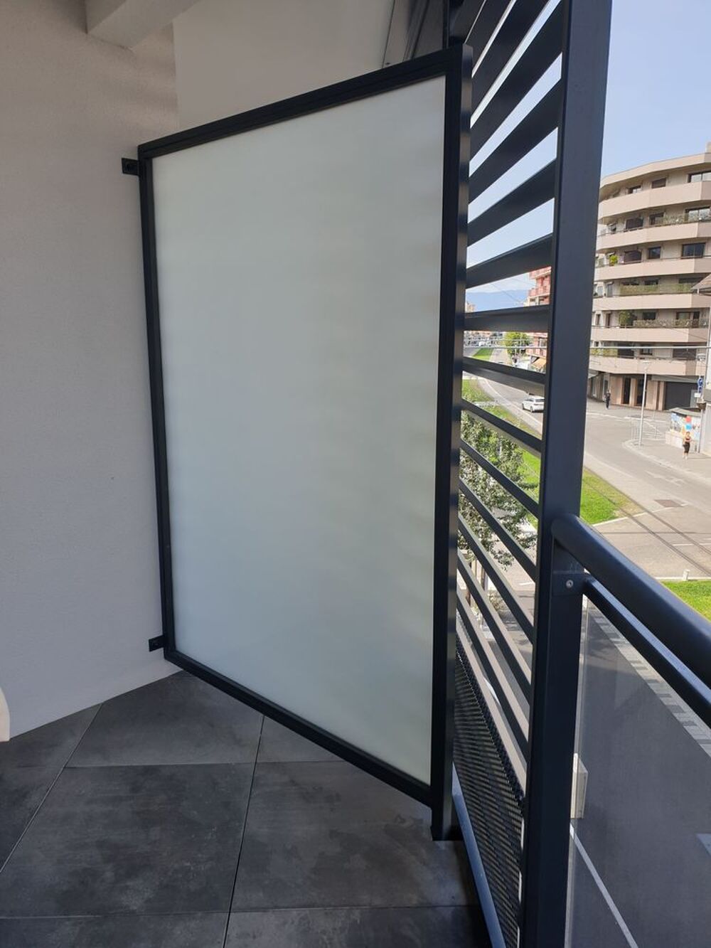 Location Appartement T2 résidence au pied du Tram 17 direction Genève Gaillard