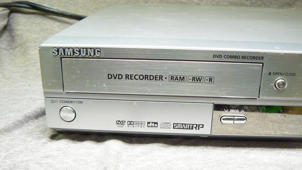 Samsund DVD-VHS DVD-VR300E Photos/Video/TV
