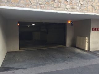  Parking / Garage à louer 14 m²