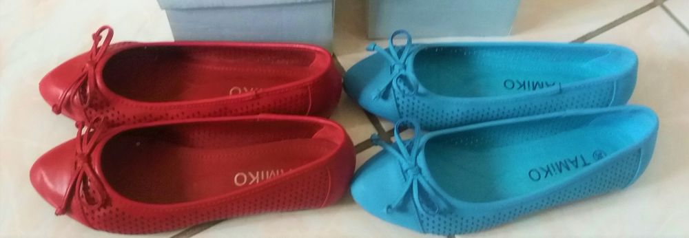 Chaussures ballerines &eacute;t&eacute; rouge ou bleu turquoise - P 36 Chaussures