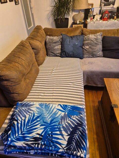 Canape 6 places 250 Guerville (78)