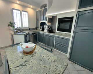  Villa  vendre 4 pices 104 m