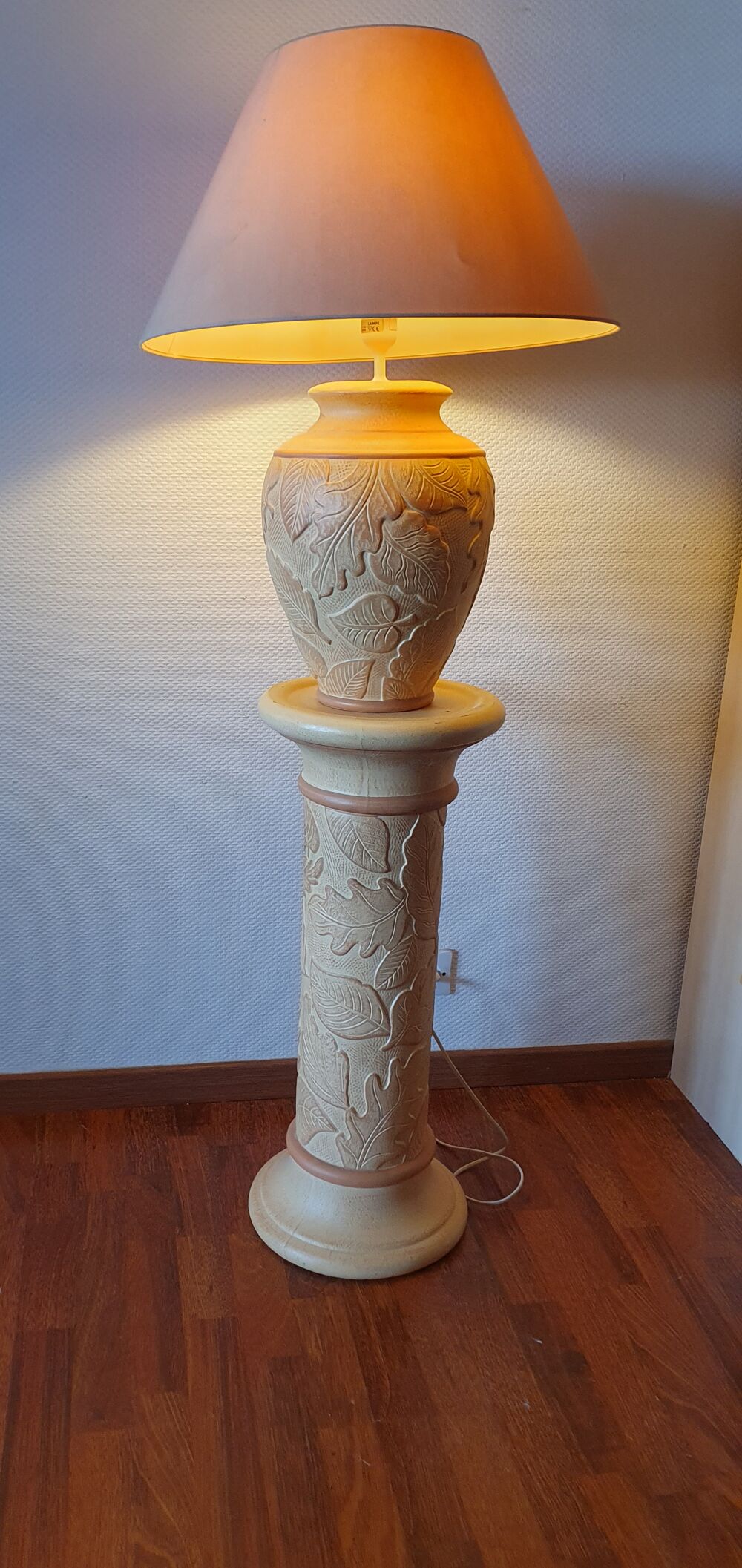 LAMPE SUR COLONNE Dcoration