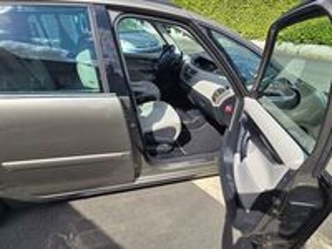 Grand C4 Picasso HDi 150 FAP 7 pl Exclusive BMP6 2013 occasion 22440 Ploufragan