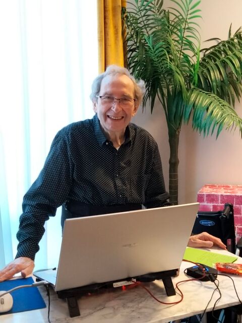 Karaok&eacute; chant&eacute; pour r&eacute;sidences seniors .tour de chant.danses 0 33110 Le bouscat