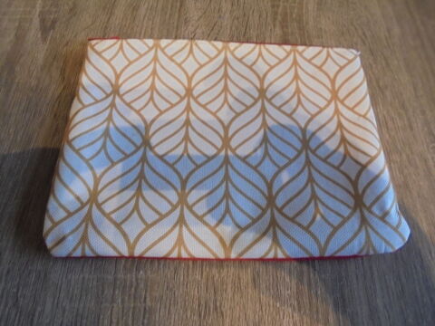 Trousse d�cor feuilles (95) 2 Tours (37)