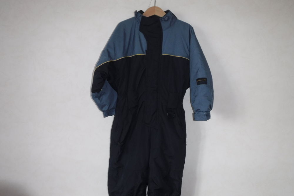 Combinaison de ski gar&ccedil;on " taille 4 ans " marque : KIABI Vêtements enfants
