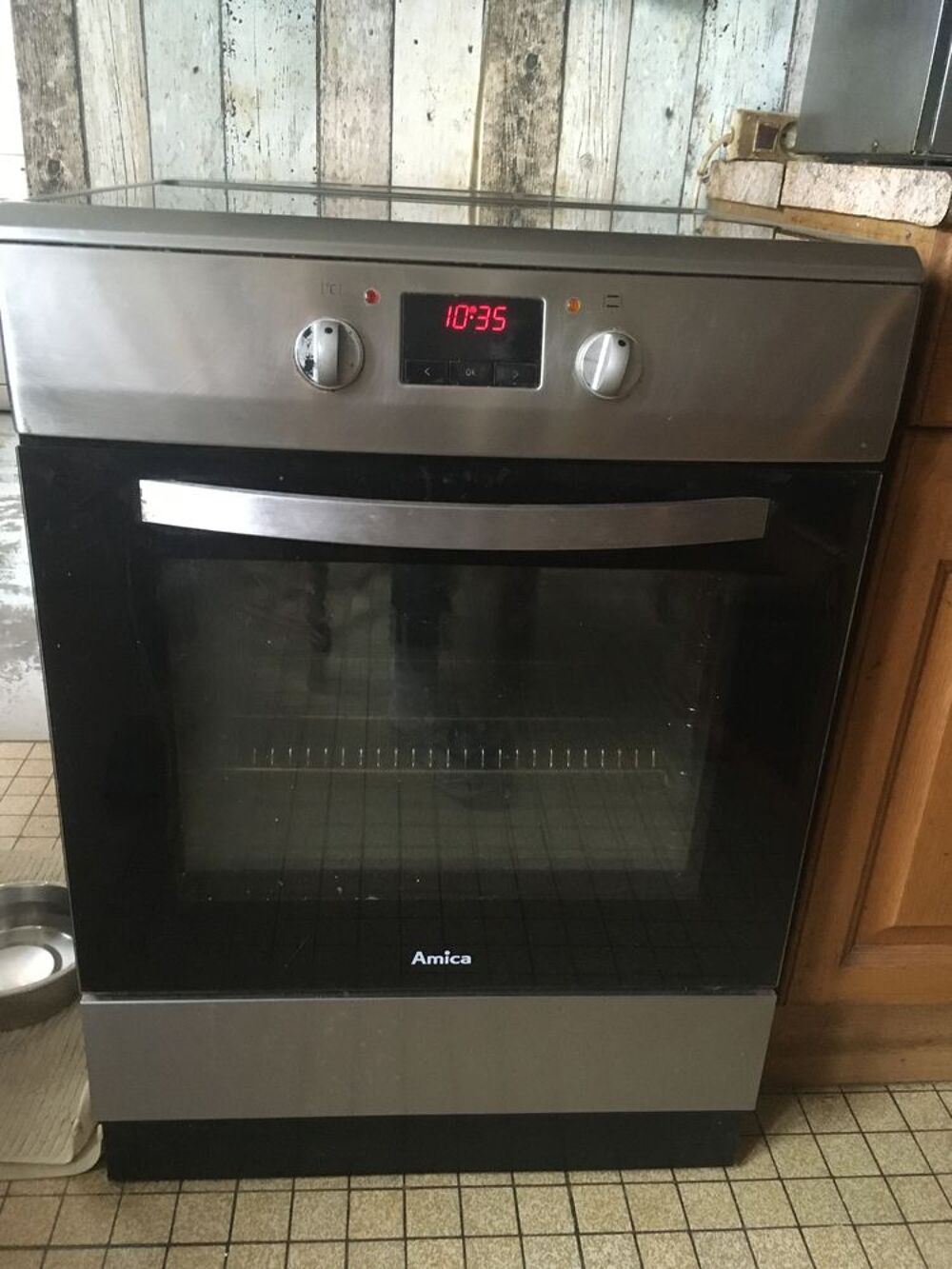 Cuisini&egrave;re vitroc&eacute;ramique Electroménager