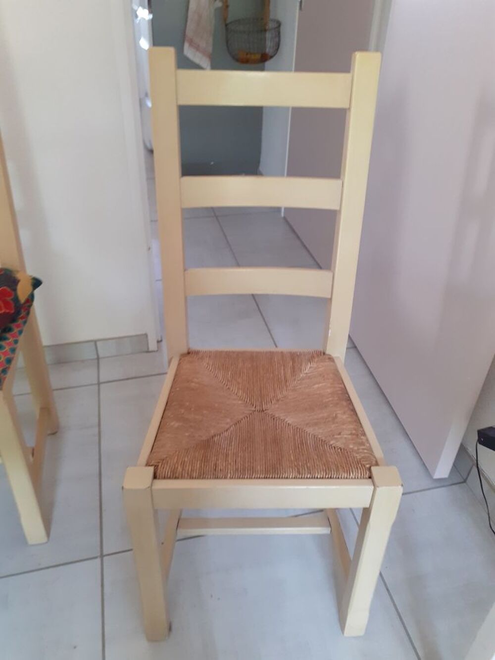 4 chaises en paille bon &eacute;tat Meubles