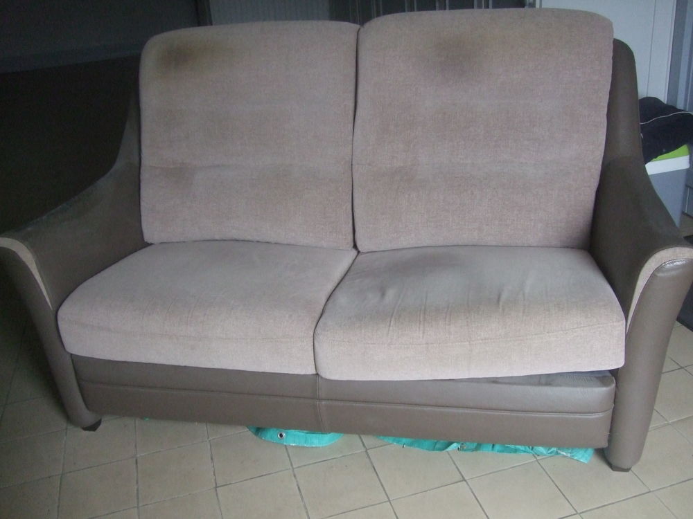 canap&eacute; fixe + fauteuil Meubles
