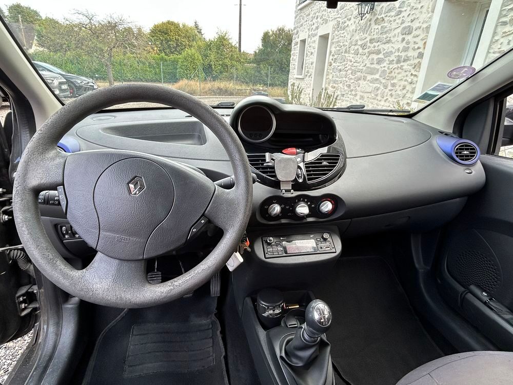 Twingo II 1.2 LEV 16v 75 eco2 Purple 2014 occasion 77390 Champdeuil