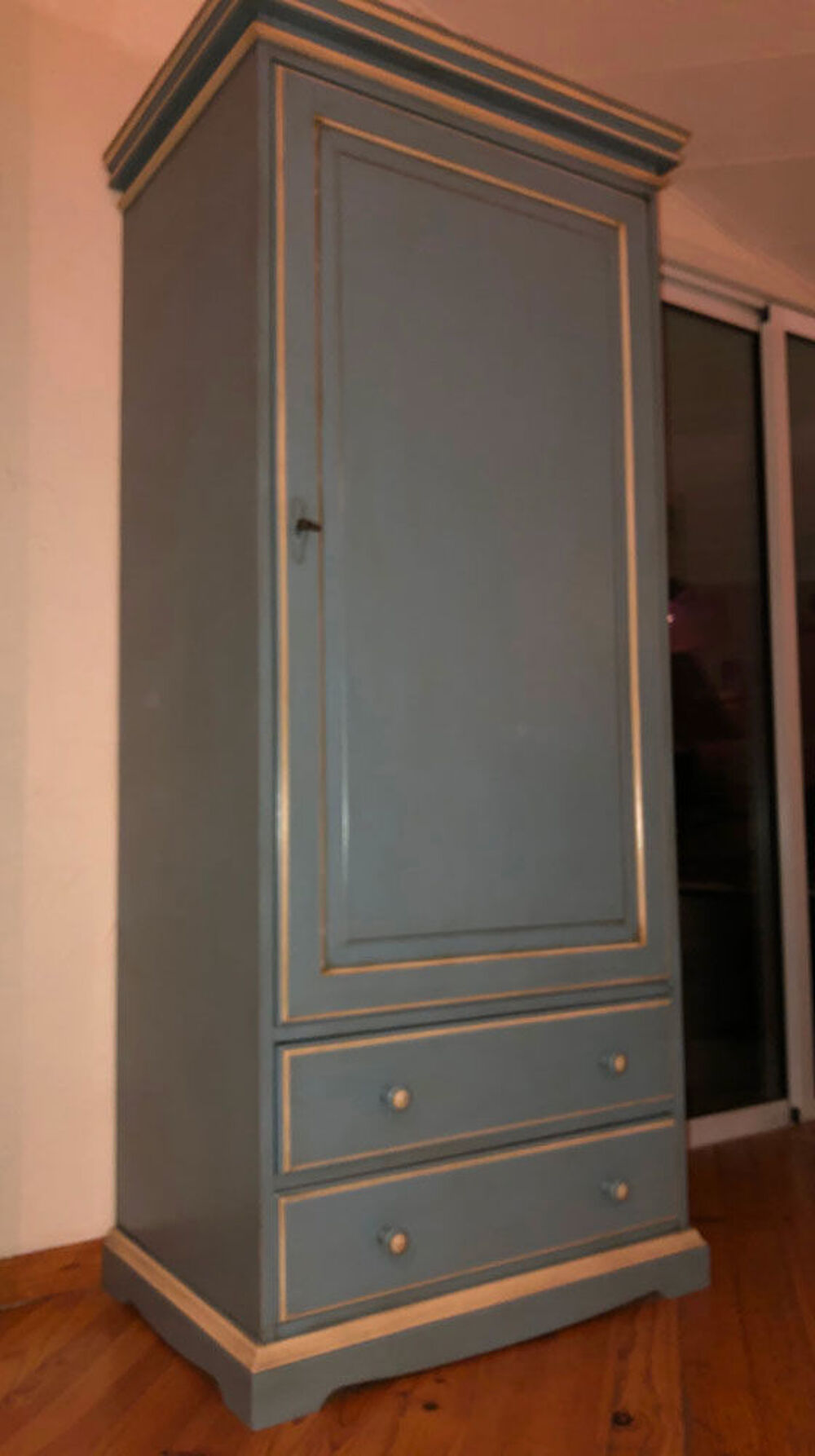 Armoire une porte - Bonneti&egrave;re Meubles