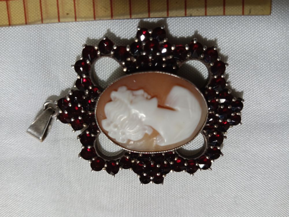 Camay monture grenats sur vieil argent 1960 Bijoux et montres