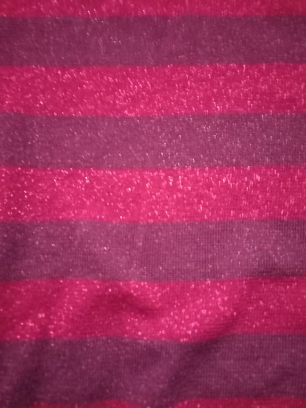 Pull fantaisie rouge brillant taille XL Vêtements