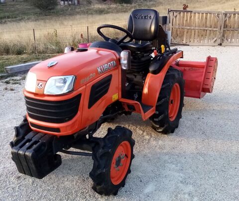 MICRO TRACTEUR KUBOTA B1620 4x4 8850 Le Pescher (19)