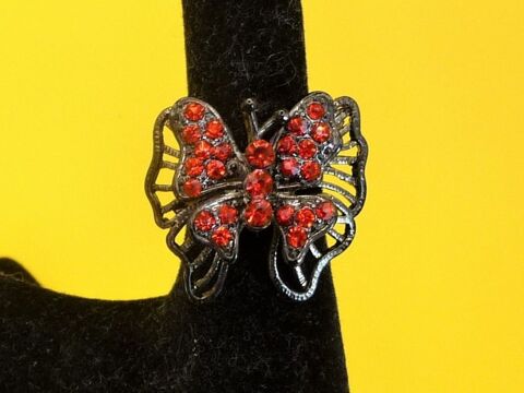 Bague Papillon en Métal Ajustable avec Strass Rouge- Neuf 4 Paris 15 (75)