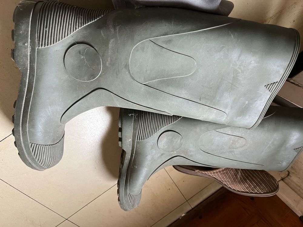 Bottes caoutchouc
Chaussures