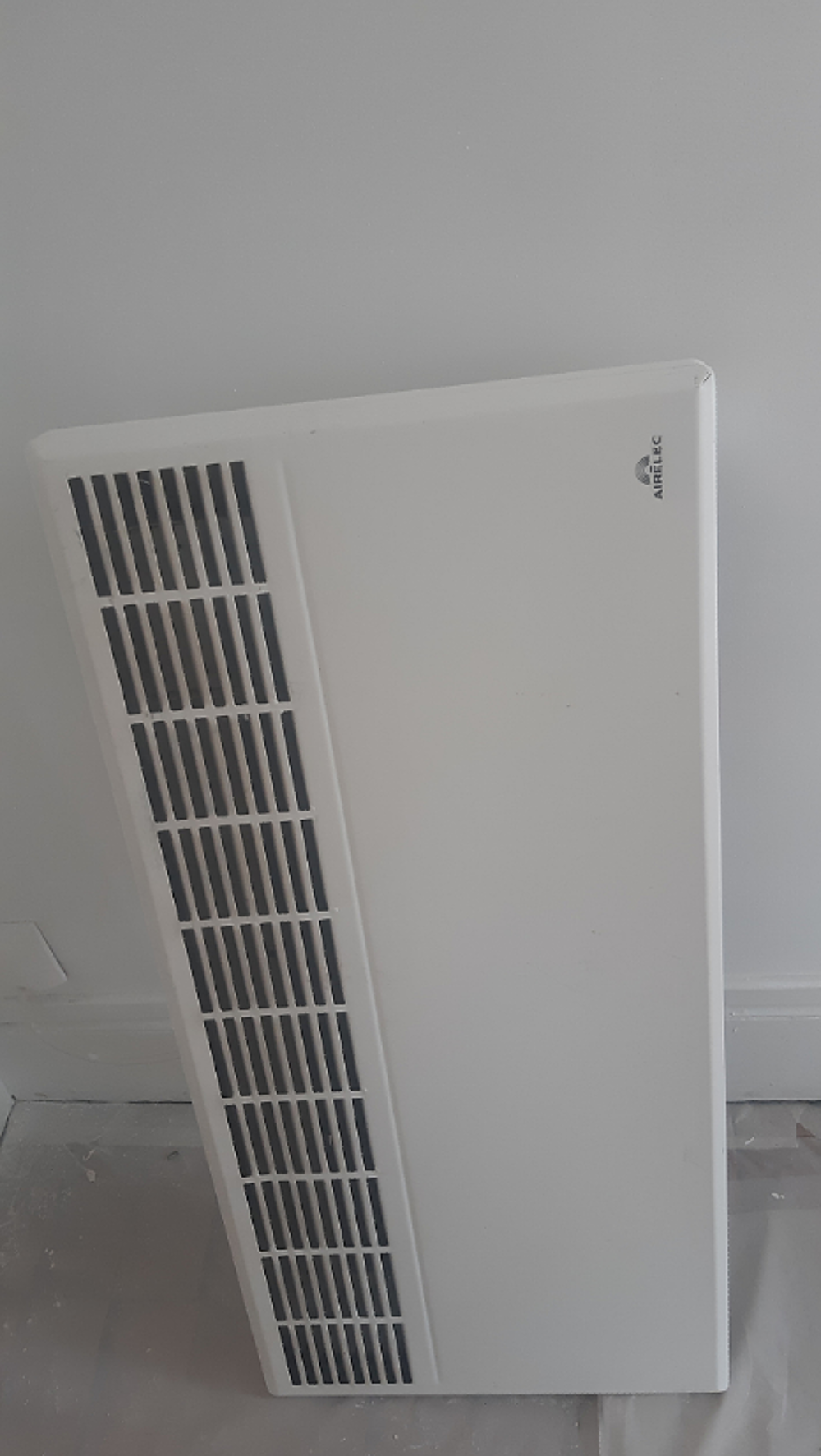 lot de 3 radiateurs muraux
Electroménager